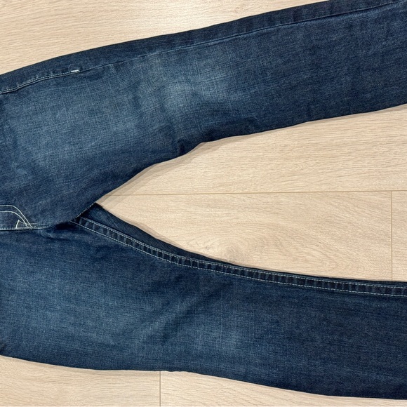 True Religion Grail - Picture 2 of 5